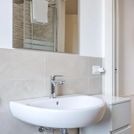 Hostly-Giugio'S House-Lungarni And Town Center Apartment Pisa Exterior photo