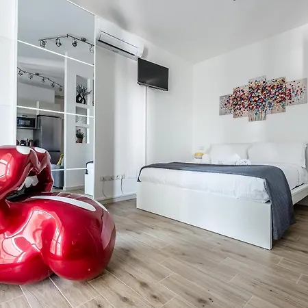 Hostly-Giugio'S House-Lungarni And Town Center Apartment Pisa Exterior photo